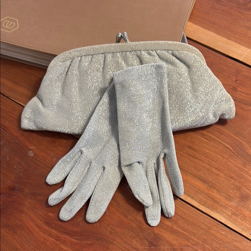 Vintage silver metallic lamé evening clutch purse with matching gloves